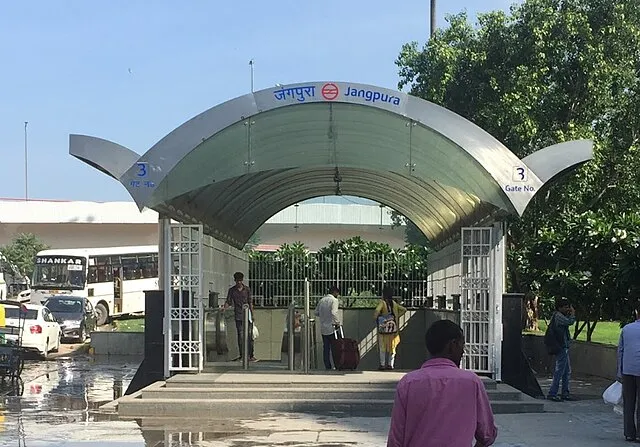 Jangpura Metro Station