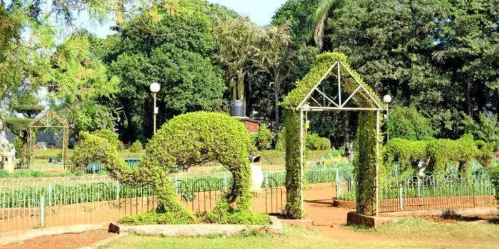 hanging gardens mumbai